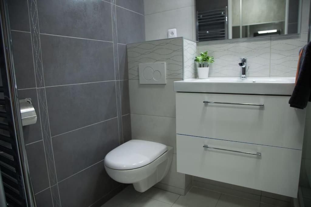 Stylish Studio In Only 50 Meters From Beach ! 니스 외부 사진